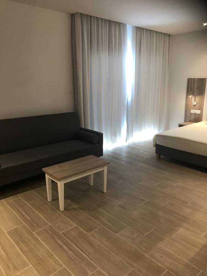 Stratovarius Nissi Rooms アヤナパ エクステリア 写真